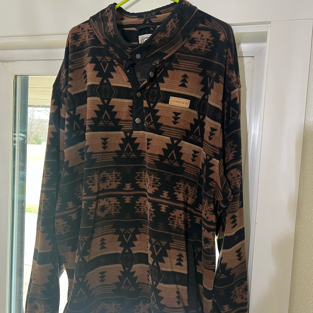 Cinch Black and Brown Patterned Top